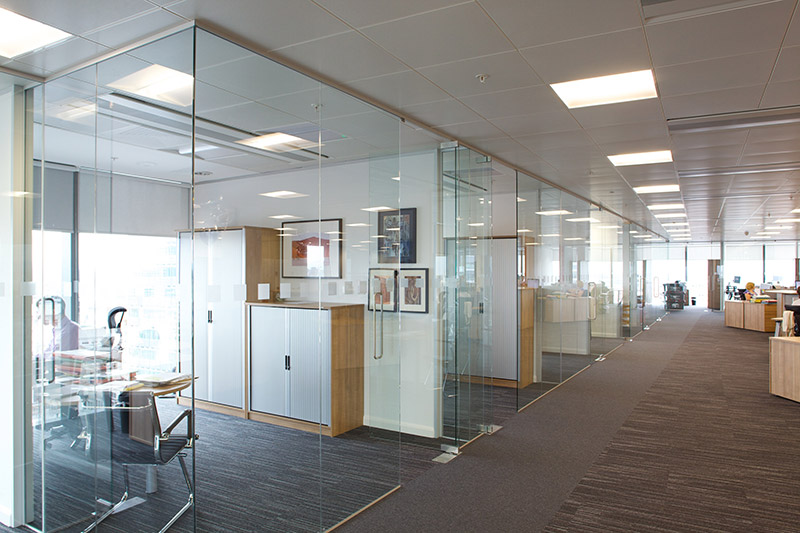 Cam Cama Bölme - 01