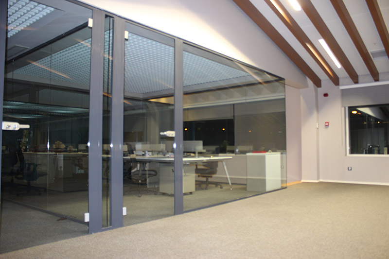 Cam Cama Bölme - 11