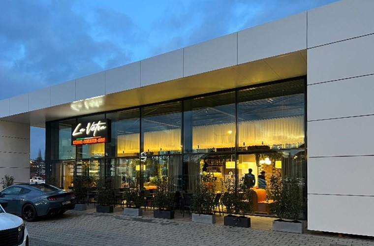 Almanya La Vetra Italian Ristorente